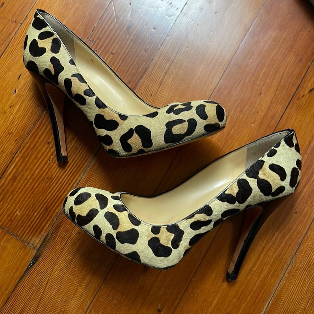 Ivanka Trump Leopard platform pumps